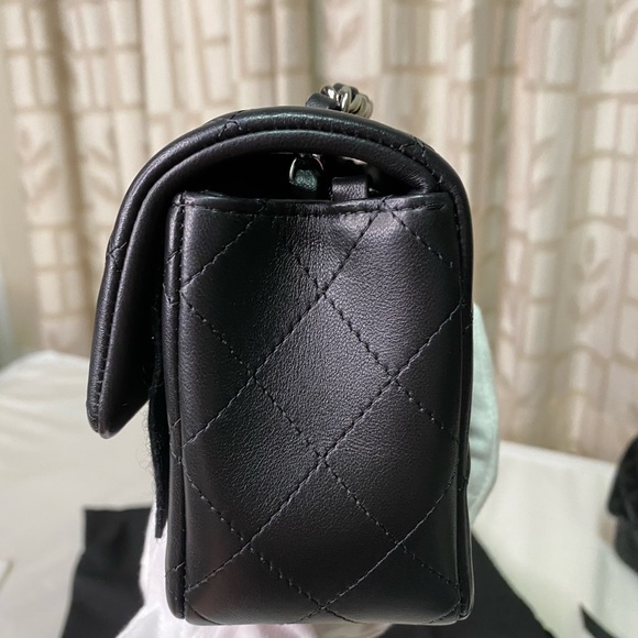 Brand new 24C chanel mini rectangular with silver hardware. - Picture 4 of 15